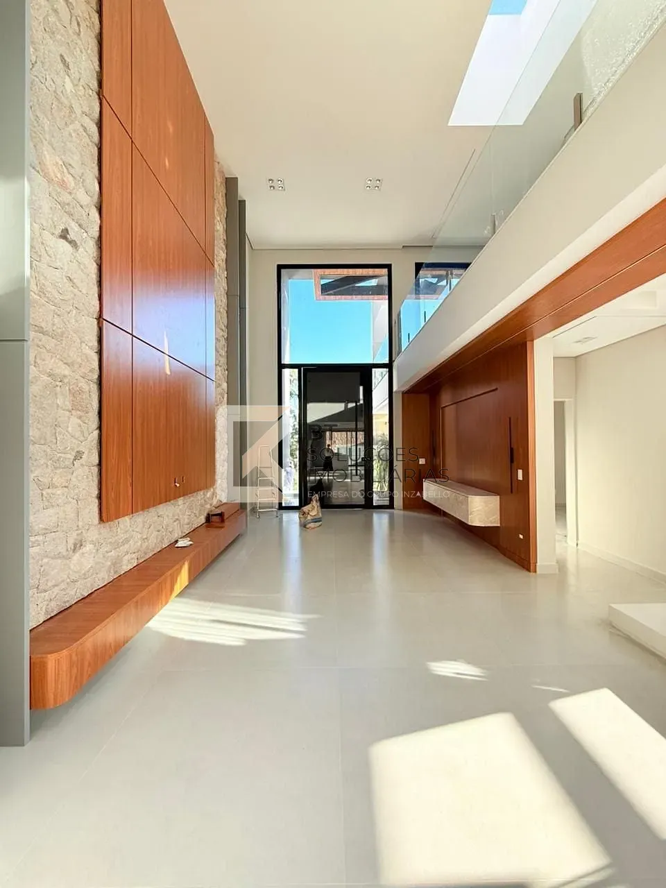 Sobrado, 3 quartos, 327 m² - Foto 4