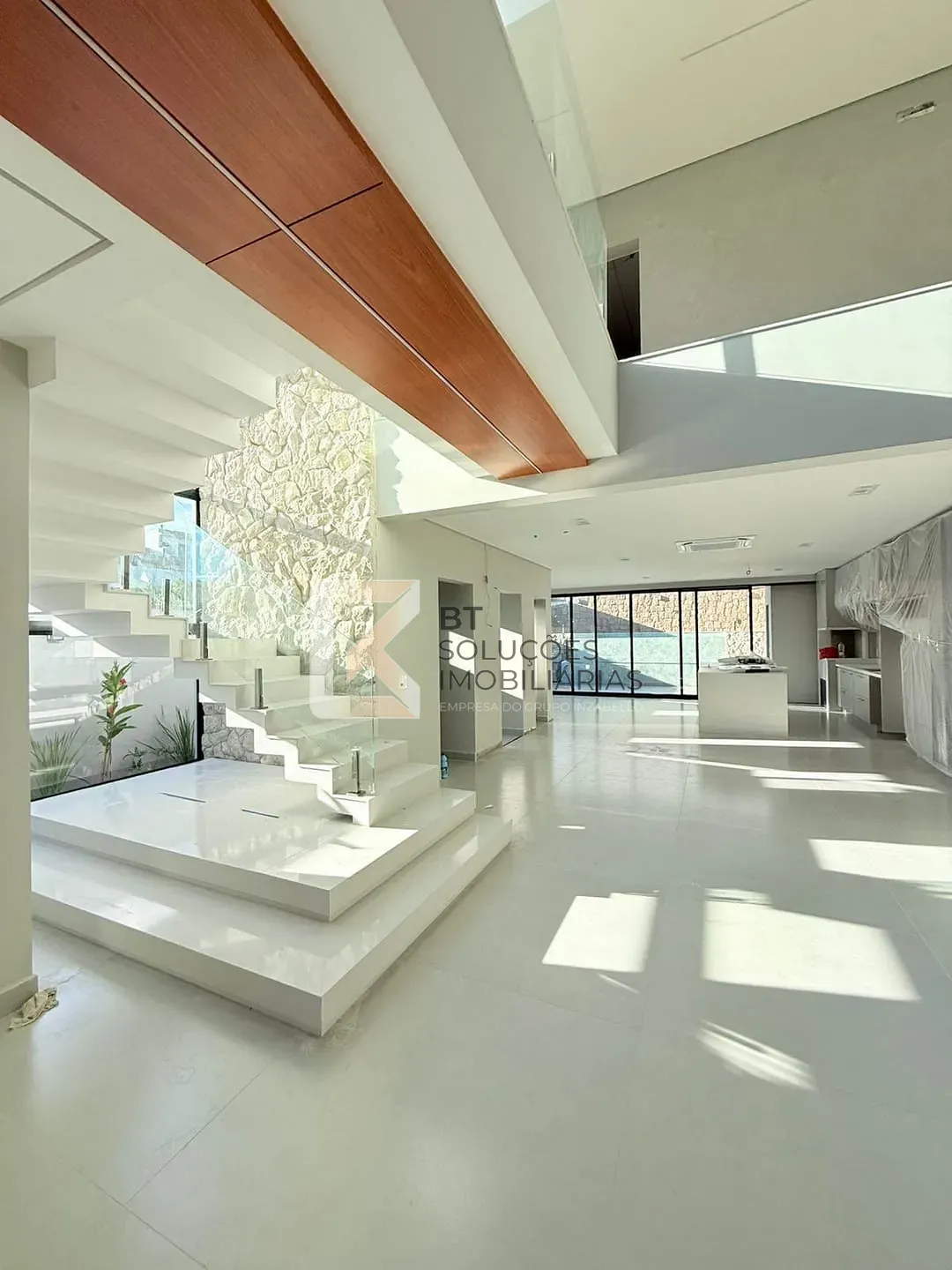 Sobrado, 3 quartos, 327 m² - Foto 11