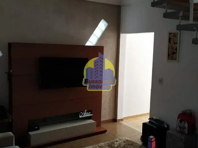 Sobrado com 125m² 3 quartos e 3 banheiros, à venda, no bairro Jardim Primeiro de Maio (Chácara Fazendinha) em Osasco