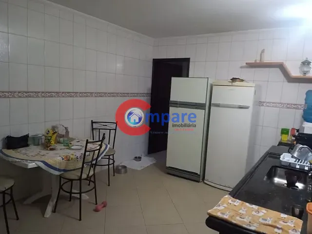 Sobrado com 250m² 3 quartos e 3 banheiros, à venda ou para alugar, no bairro Jardim Tranqüilidade em Guarulhos