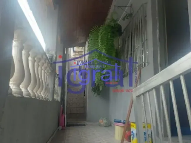 Sobrado com 309m² 4 quartos e 2 banheiros, à venda, no bairro Cidade Domitila em São Paulo