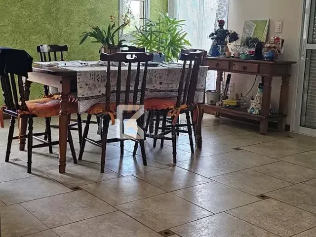 Sobrado com 532m² 3 quartos e 4 banheiros, à venda, no bairro Jardim Residencial Santa Clara em Indaiatuba