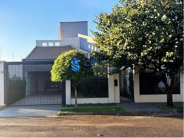 Sobrado com 525m² 3 quartos e 4 banheiros, à venda, no bairro Parque Residencial Alcântara em Londrina