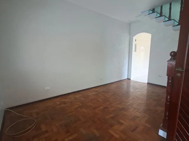 Sobrado 2 quartos e 2 banheiros, para alugar, no bairro Vila Santa Terezinha (Zona Norte) em São Paulo