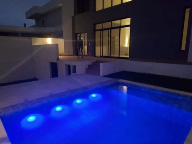Foto do Sobrado - Sobrado com 3 dormitórios à venda, 305 m² por R$ 2.979.000,00 - Urbanova - São José dos Campos/SP | INDEPENDENCE NEGOCIOS IMOBILIARIOS LTDA