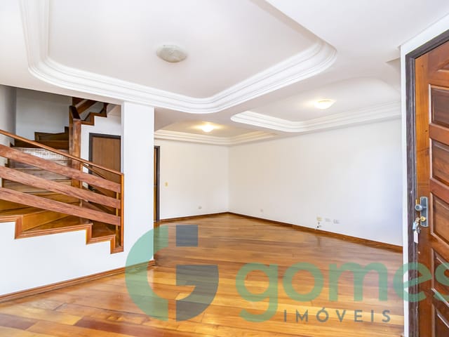 Casa com 212m² 3 quartos e 4 banheiros, à venda, no bairro Capão da Imbuia em Curitiba