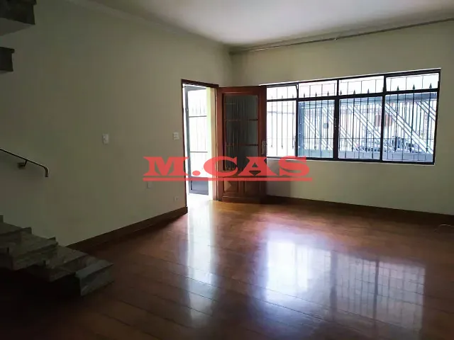 Sobrado 4 quartos e 3 banheiros, para alugar, no bairro Vila Regente Feijó em São Paulo