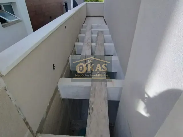 Sobrado com 304m² 4 quartos e 6 banheiros, à venda, no bairro Fazenda Rodeio em Mogi das Cruzes