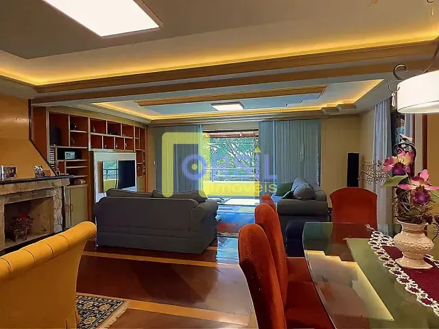 Sobrado com 300m² 4 quartos e 5 banheiros, à venda, no bairro Cidade Parquelandia em Mogi das Cruzes