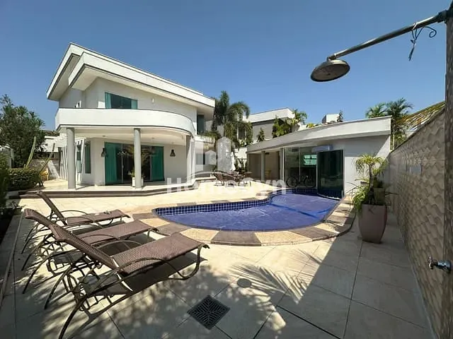 Sobrado com 676m² 3 quartos e 5 banheiros, à venda, no bairro Residencial Alphaville Flamboyant em Goiânia