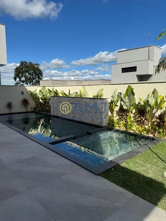 Sobrado, 4 quartos, 299 m² - Foto 1