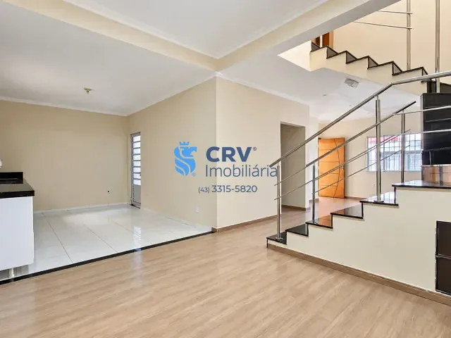 Sobrado com 200m² 3 quartos e 4 banheiros, para alugar, no bairro Conjunto Habitacional Marumbi em Londrina