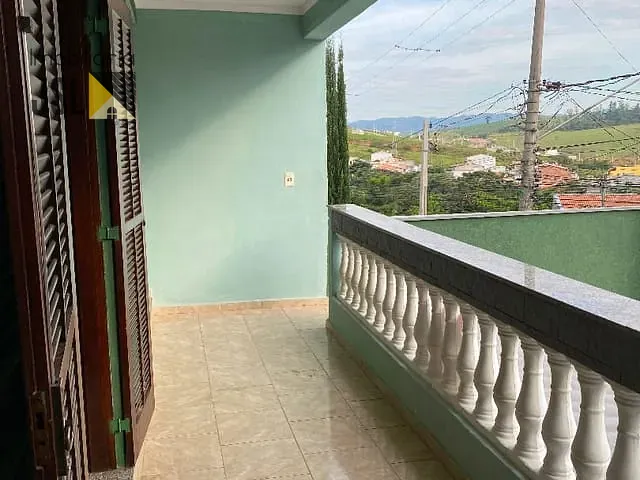 Sobrado com 140m² 3 quartos e 2 banheiros, à venda, no bairro Borda da Mata em Caçapava