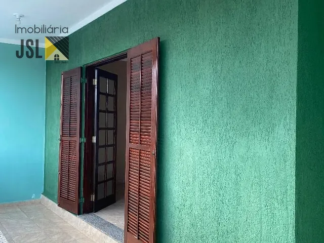 Sobrado com 140m² 3 quartos e 2 banheiros, à venda, no bairro Borda da Mata em Caçapava