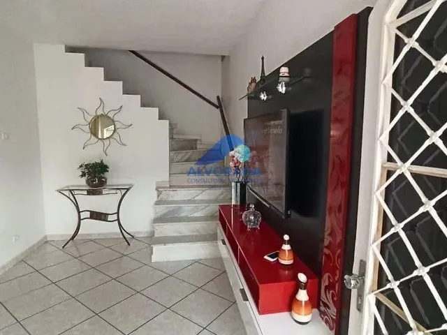Sobrado com 160m² 3 quartos e 2 banheiros, à venda, no bairro Monte Castelo em São José Dos Campos