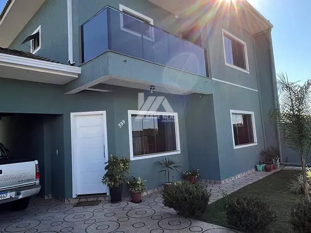 Sobrado 3 quartos e 3 banheiros, à venda, no bairro Neves em Ponta Grossa