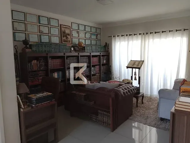 Sobrado com 150m² 3 quartos e 3 banheiros, à venda, no bairro Villaggio Di Itaici em Indaiatuba