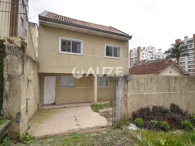 Sobrado com 117m² 3 quartos e 3 banheiros, à venda, no bairro Cristo Rei em Curitiba