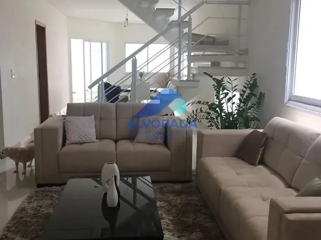 Sobrado com 253m² 4 quartos e 3 banheiros, à venda, no bairro Urbanova em São José Dos Campos