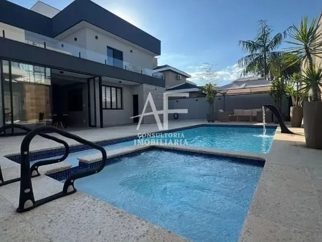 Sobrado com 450m² 3 quartos e 5 banheiros, à venda, no bairro Pinhão em Taubaté