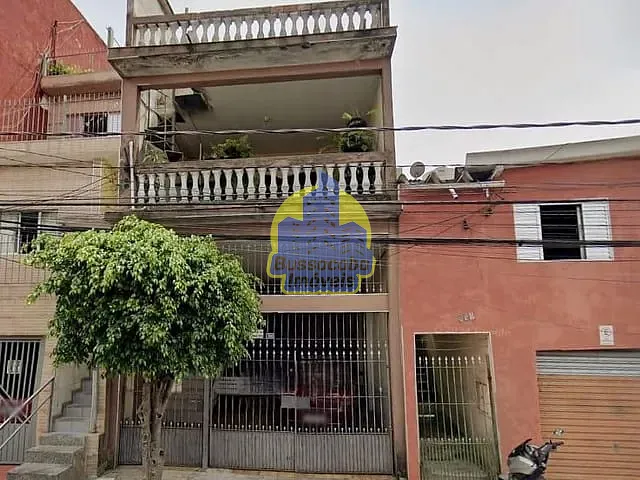 Sobrado com 195m² 2 quartos e 2 banheiros, à venda, no bairro Bandeiras em Osasco