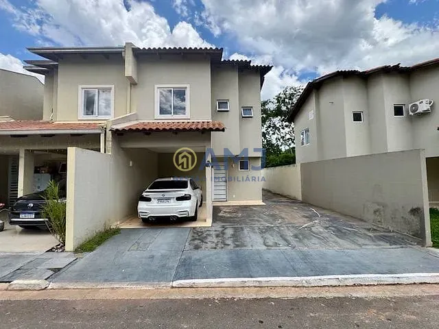 Sobrado com 150m² 3 quartos e 2 banheiros, à venda, no bairro Setor Serra Dourada em Aparecida de Goiânia