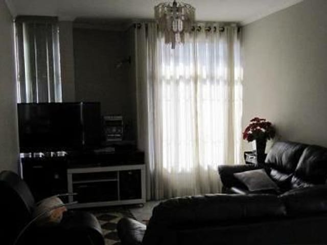 Sobrado à venda 3 Quartos, 1 Suite, 6 Vagas, 195M², Vila Alpina, São Paulo - SP