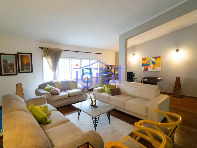 Sobrado com 330m², à venda ou para alugar, no bairro Vila Parque Jabaquara em São Paulo
