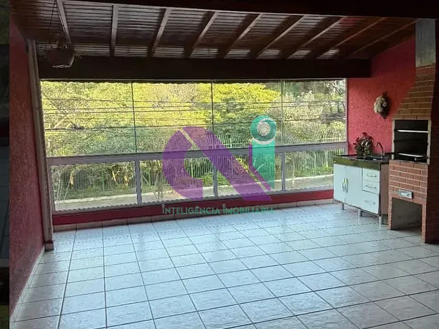 Sobrado com 125m² 4 quartos e 2 banheiros, à venda, no bairro Cidade das Flores em Osasco