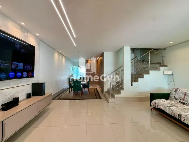 Sobrado com 210m² 3 quartos e 3 banheiros, à venda, no bairro Jardim Atlântico em Goiânia