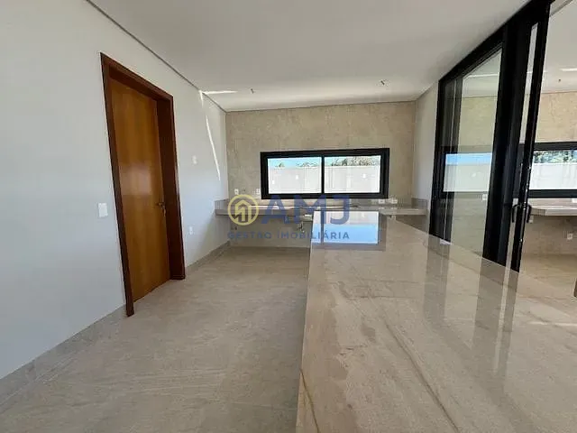 Sobrado com 640m² 5 quartos e 7 banheiros, à venda, no bairro Plateau Dor Privilege em Goiânia