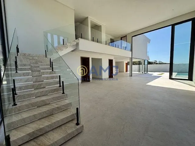 Sobrado com 640m² 5 quartos e 7 banheiros, à venda, no bairro Plateau Dor Privilege em Goiânia