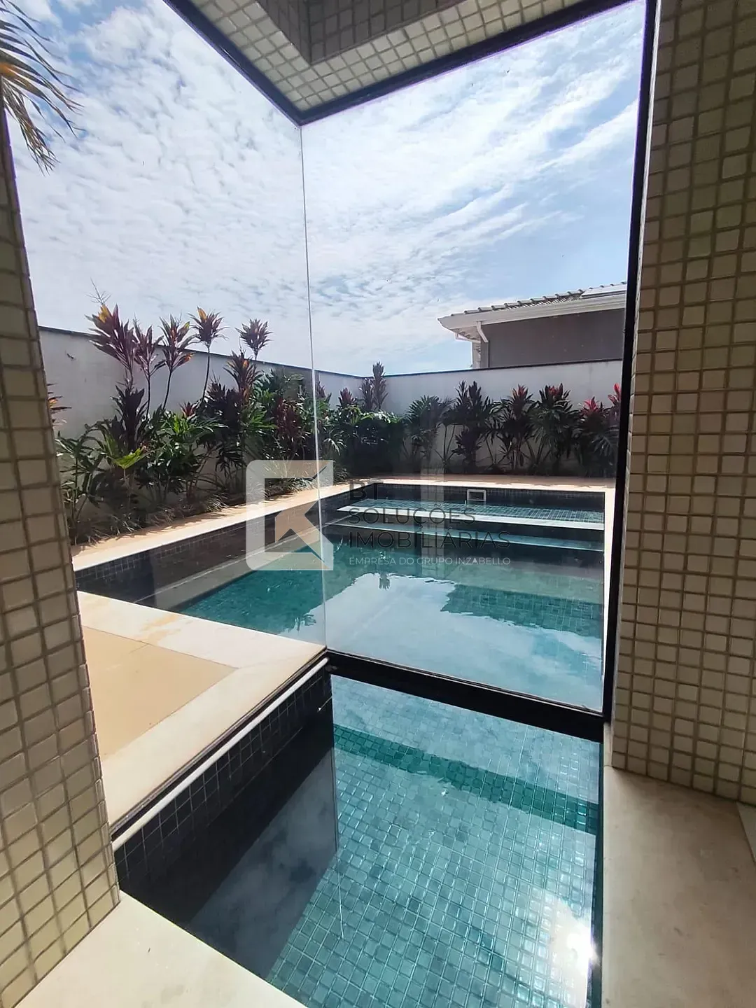 Sobrado, 5 quartos, 320 m² - Foto 2