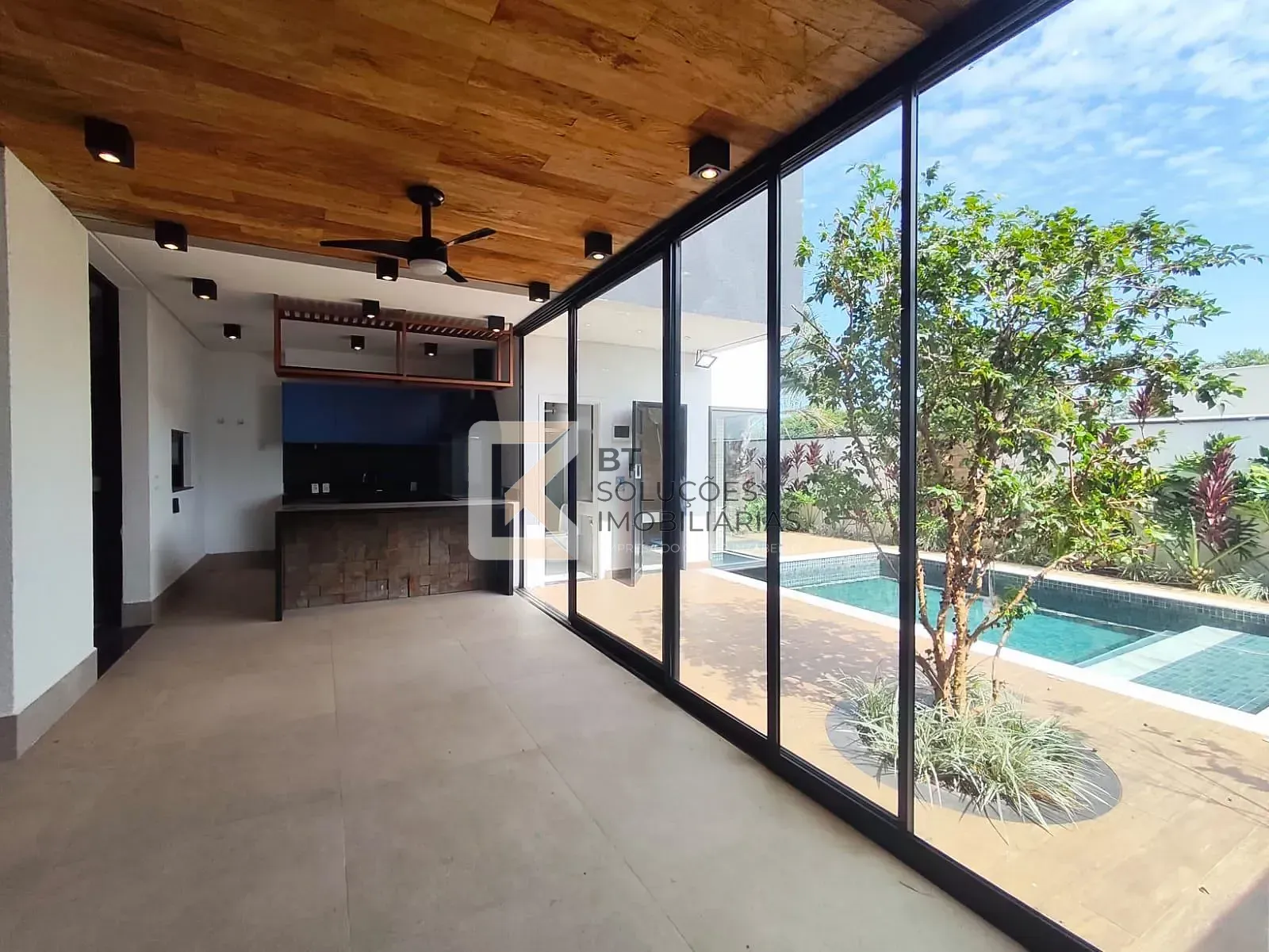 Sobrado, 5 quartos, 320 m² - Foto 18