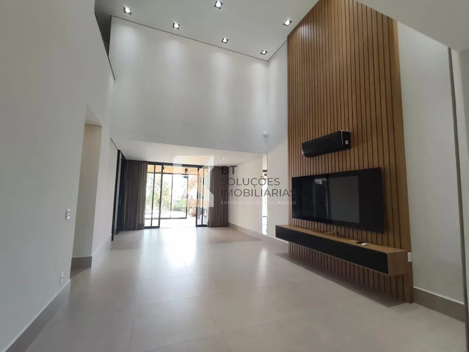 Sobrado, 5 quartos, 320 m² - Foto 6