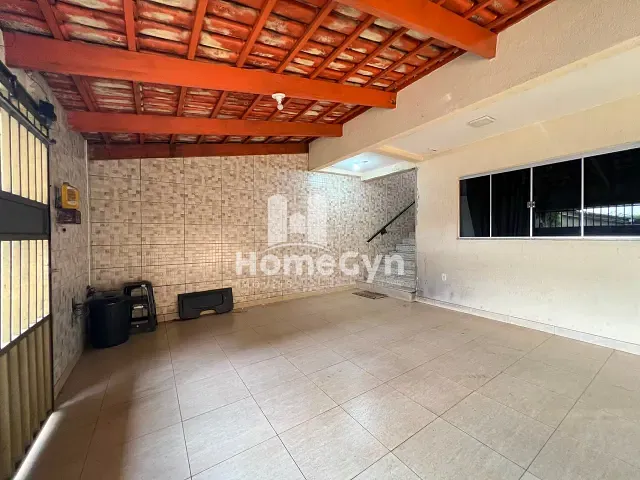Sobrado com 140m² 3 quartos e 2 banheiros, para alugar, no bairro Jardim Europa em Goiânia