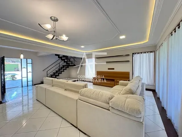 Sobrado com 269m² 3 quartos e 5 banheiros, para alugar, no bairro Campos Do Conde em Tremembé
