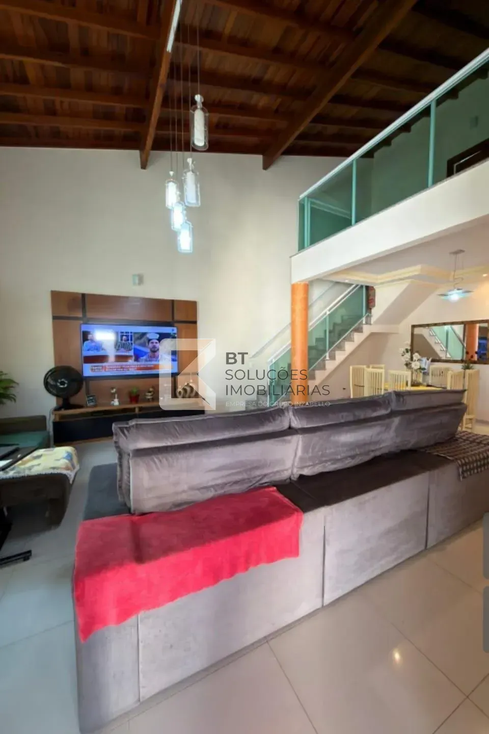Sobrado, 4 quartos, 216 m² - Foto 2