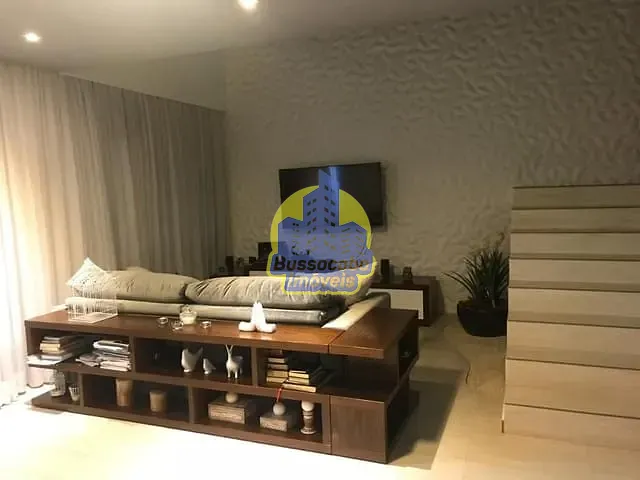 Sobrado com 252m² 4 quartos e 2 banheiros, à venda, no bairro Adalgisa em Osasco