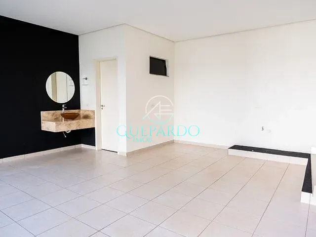 Sobrado com 300m² 3 quartos e 5 banheiros, à venda, no bairro Esperança em Londrina