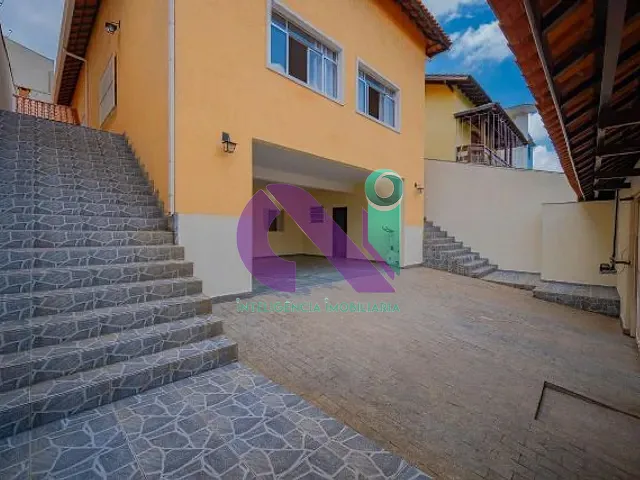 Sobrado com 248m² 3 quartos e 3 banheiros, à venda, no bairro City Bussocaba em Osasco