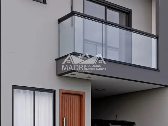 Sobrado 3 quartos e 2 banheiros, à venda, no bairro Potecas em São José