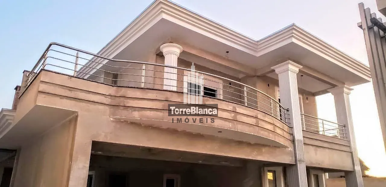 Sobrado, 4 quartos, 290 m² - Foto 1