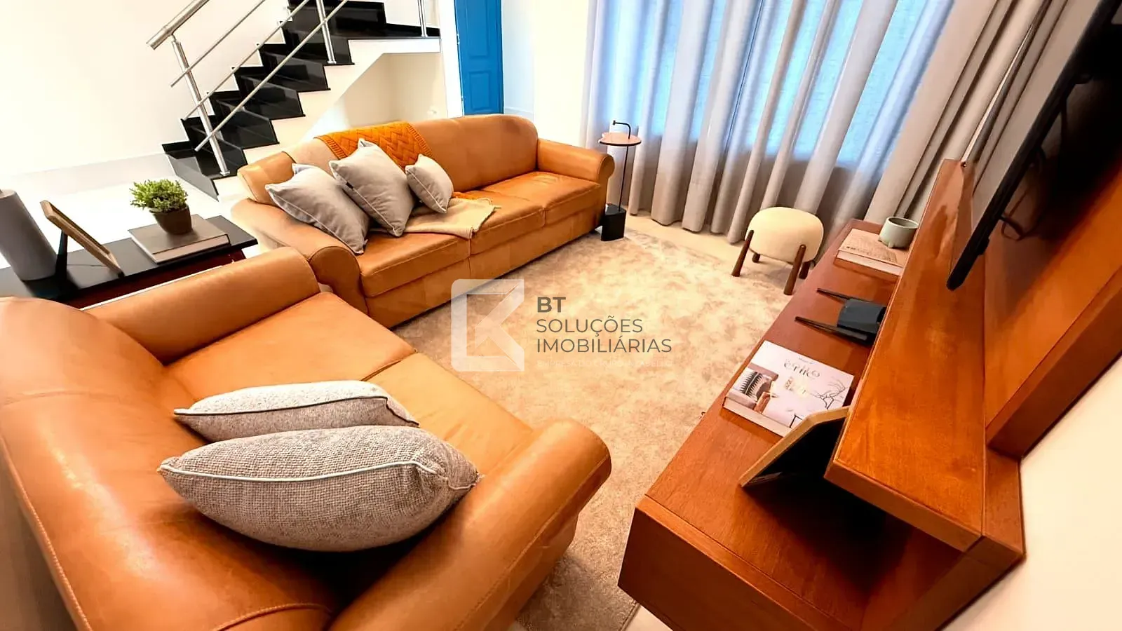 Sobrado, 3 quartos, 248 m² - Foto 3