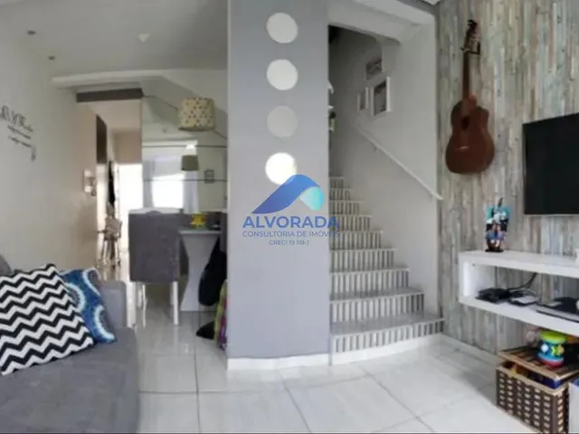 Sobrado com 129m² 2 quartos e 1 banheiro, à venda ou para alugar, no bairro Jardim Limoeiro em São José Dos Campos