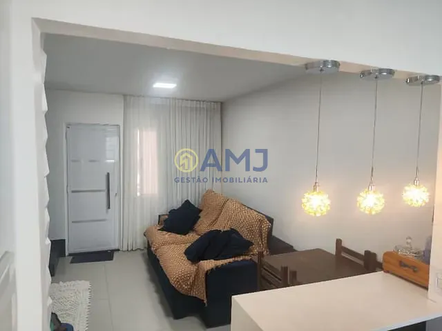 Sobrado com 180m² 2 quartos e 1 banheiro, à venda, no bairro Residencial Flórida em Goiânia
