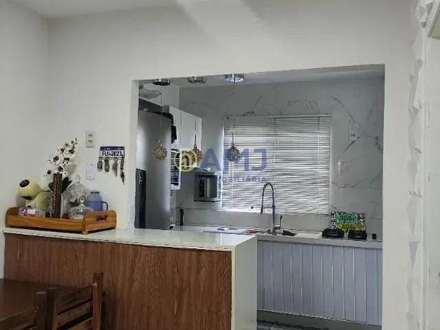 Sobrado com 180m² 2 quartos e 1 banheiro, à venda, no bairro Residencial Flórida em Goiânia