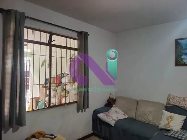 Sobrado com 125m² 4 quartos e 1 banheiro, à venda, no bairro Jardim das Flores em Osasco