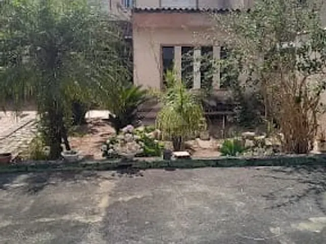Sobrado com 270m² 3 quartos e 2 banheiros, à venda, no bairro Jardim Primavera em Mauá