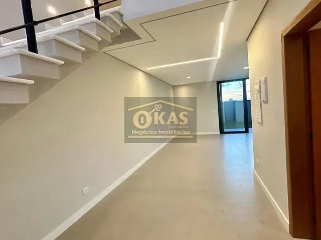 Sobrado com 176m² 3 quartos e 3 banheiros, à venda, no bairro Porteira Preta em Mogi das Cruzes